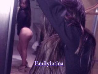 Emily_latina