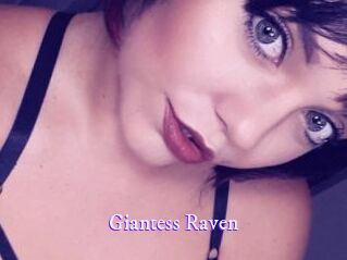 Giantess_Raven