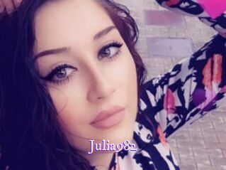 Julia982