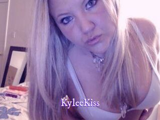 Kylee_Kiss