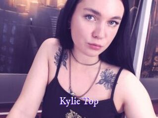 Kylie_Top