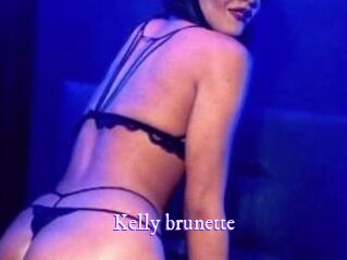 Kelly_brunette