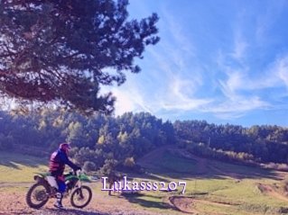 Lukasss207