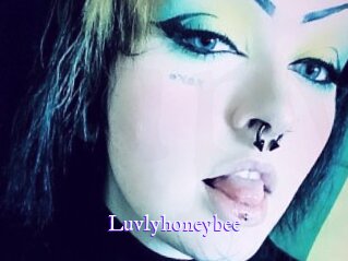 Luvlyhoneybee