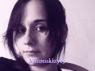 Mistresskitty69