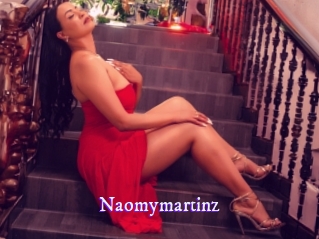 Naomymartinz