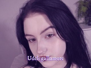 Udelegallamore